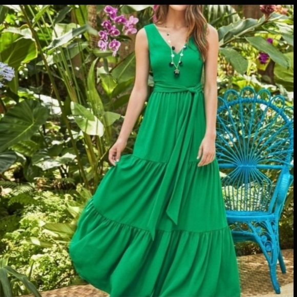 Lilly Pulitzer Dresses & Skirts - NWOT Lily Pulitzer Maurine Maxi Tiered Dress, Emerald Isle Green, Size 8